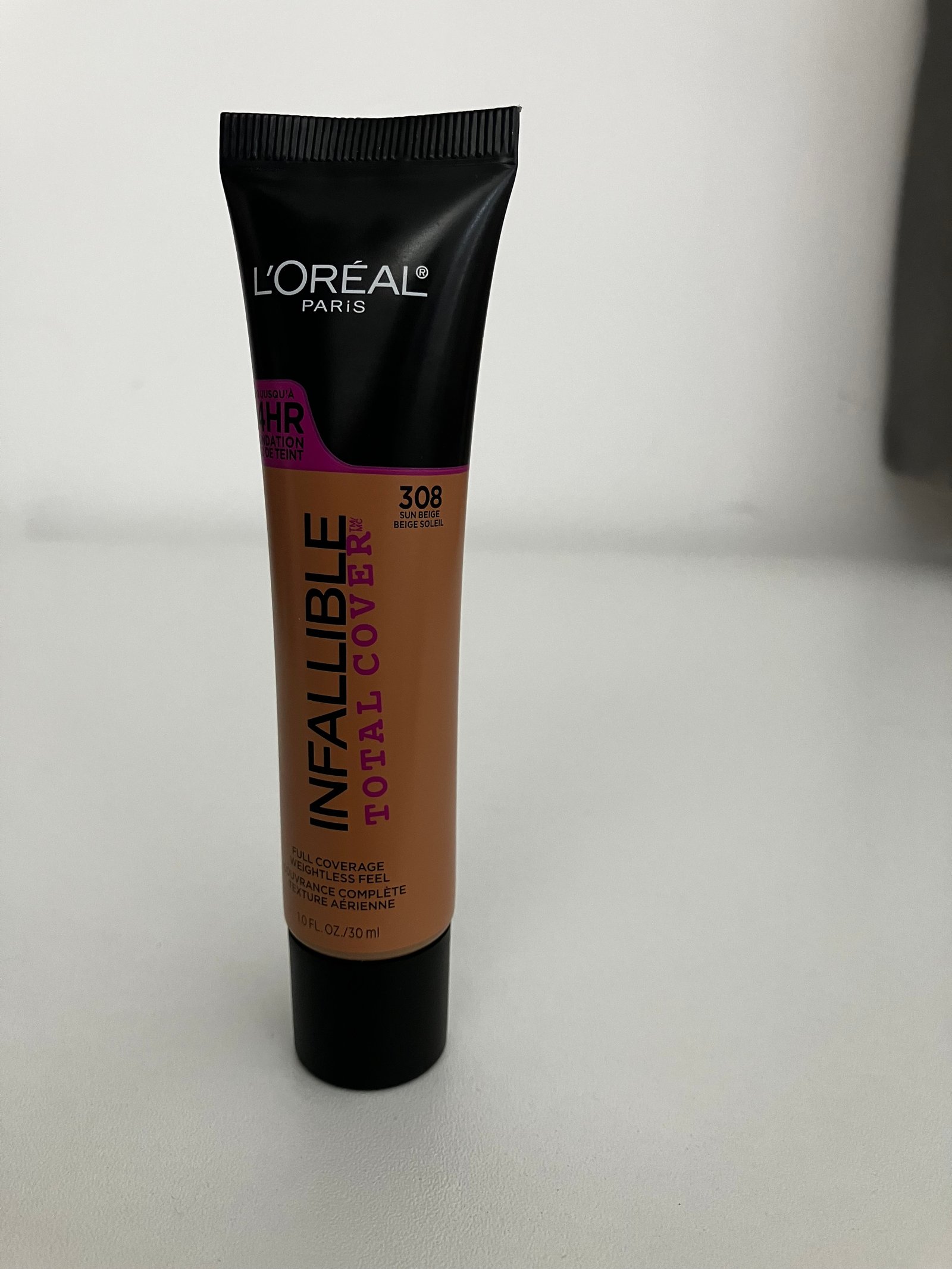 IMG-5466 BASE LOREAL 24 horas INFALLIBLE - Image 1